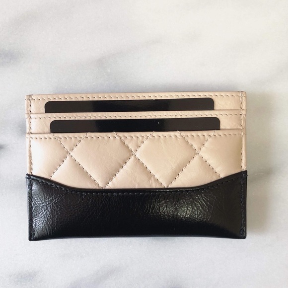 Authentic CHANEL Gabrielle Card Case - Picture 2 of 3
